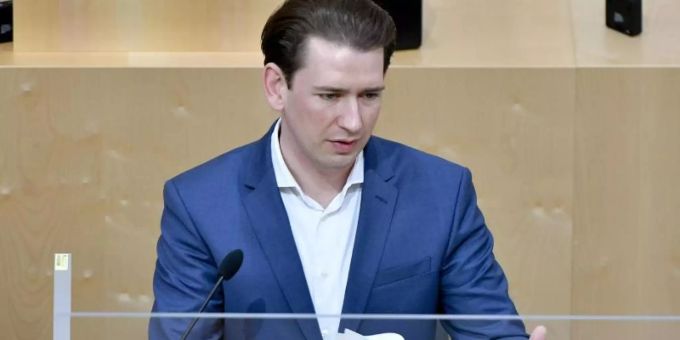 Österreichs Bundeskanzler Sebastian Kurz spricht bei einer Sondersitzung des Nationalrats im Parlamentsausweichquartier in der Wiener Hofburg. Foto: Herbert Neubauer/APA/dpa Österreichs Bundeskanzler Sebastian Kurz spricht bei einer Sondersitzung des Nationalrats im Parlamentsausweichquartier in der Wiener Hofburg. Foto: Herbert Neubauer/APA/dpa