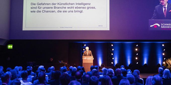 «KI-Tsunami»: Verlegerverbandspräsident Andrea Masüger. «KI-Tsunami»: Verlegerverbandspräsident Andrea Masüger.