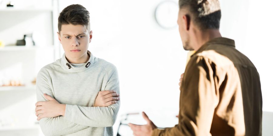 Teenager fühlen sich oft missverstanden und nicht respektiert.