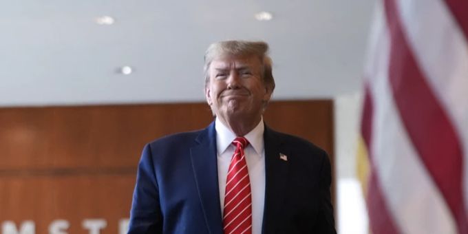 Ein kleiner Erfolg für Donald Trump: Der Prozess wegen versuchten Wahlbetrugs wird nach hinten verschoben. Trump