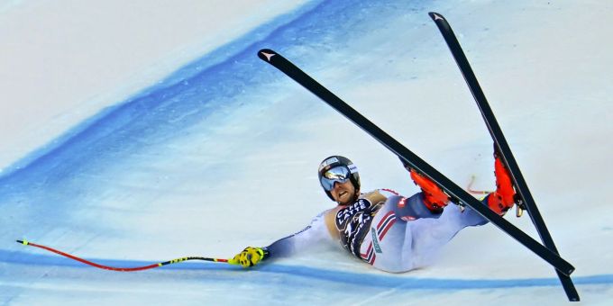 Aleksander Kilde stürzte am Lauberhorn in der Abfahrt schwer. Aleksander Kilde Lauberhorn Wengen