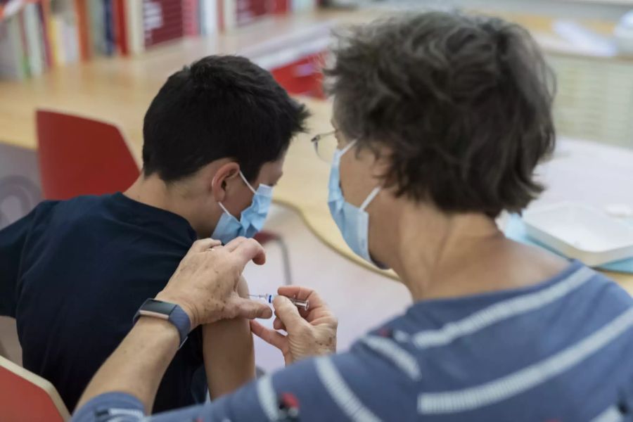 Nun wollen die Chinesen auch Kinder ab drei Jahren gegen das Coronavirus impfen.