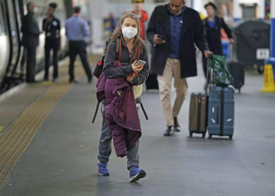 Aktivistin Greta Thunberg (18) reiste mit dem Zug an die Klimakonferenz in Glasgow.