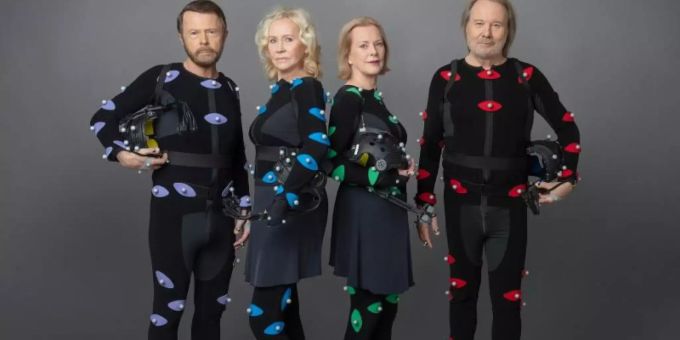 Björn Ulvaeus (l-r), Agnetha Fältskog, Benny Andersson und Anni-Frid Lyngstad feierte ihr ABBA-Comeback. Foto: Baillie Walsh/Industrial Light and Magic/PA Media/dpa abba