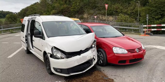 Personen wurden keine verletzt. Unfall