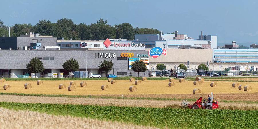 Das Lyssach Center an der Lyssacher Shoppingmeile.