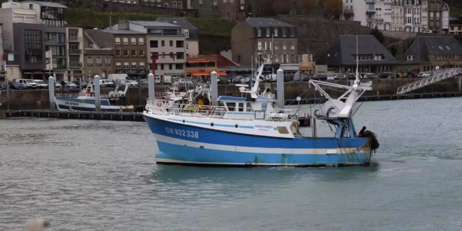 Trotz neuer Gespräche zwischen Frankreich und Grossbritannien hat es im Streit um Fischereilizenzen allem Anschein nach noch keinen Durchbruch gegeben. Foto: Nicolas Garriga/AP/dpa