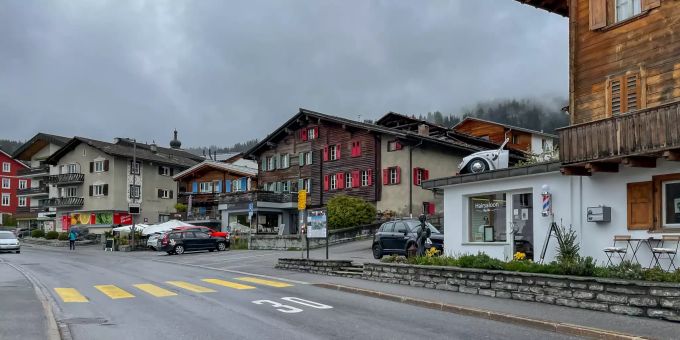 Dorfzentrum Flims. Dorfzentrum Flims.