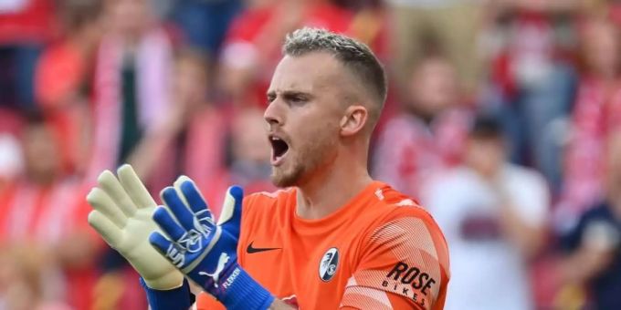 Freiburgs Torwart Mark Flekken ist erstmals für die niederländische Nationalmannschaft berufen worden. Foto: Torsten Silz/dpa Freiburgs Torwart Mark Flekken ist erstmals für die niederländische Nationalmannschaft berufen worden. Foto: Torsten Silz/dpa