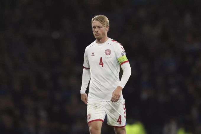 Simon Kjaer führt die starken Dänen als robuster Verteidiger und Kapitän an die WM 2022. Simon Kjaer