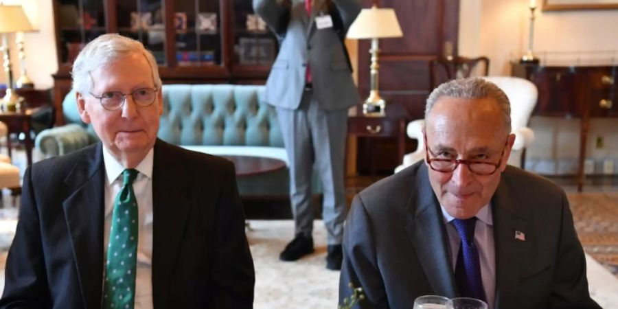 Republikaner McConnell und Demokrat Chuck Schumer