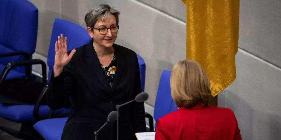 Klara Geywitz bei ihrer Vereidigung