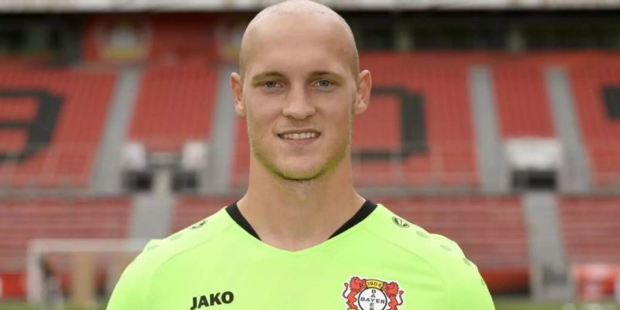 Erstmals seit acht Jahren wieder im Tor: Leverkusens Keeper Niklas Lomb. Foto: Ina Fassbender/POOL/AFP/dpa
