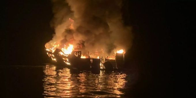 In Kalifornien - Kapitän muss nach tödlichem Schiffsbrand vor Gericht