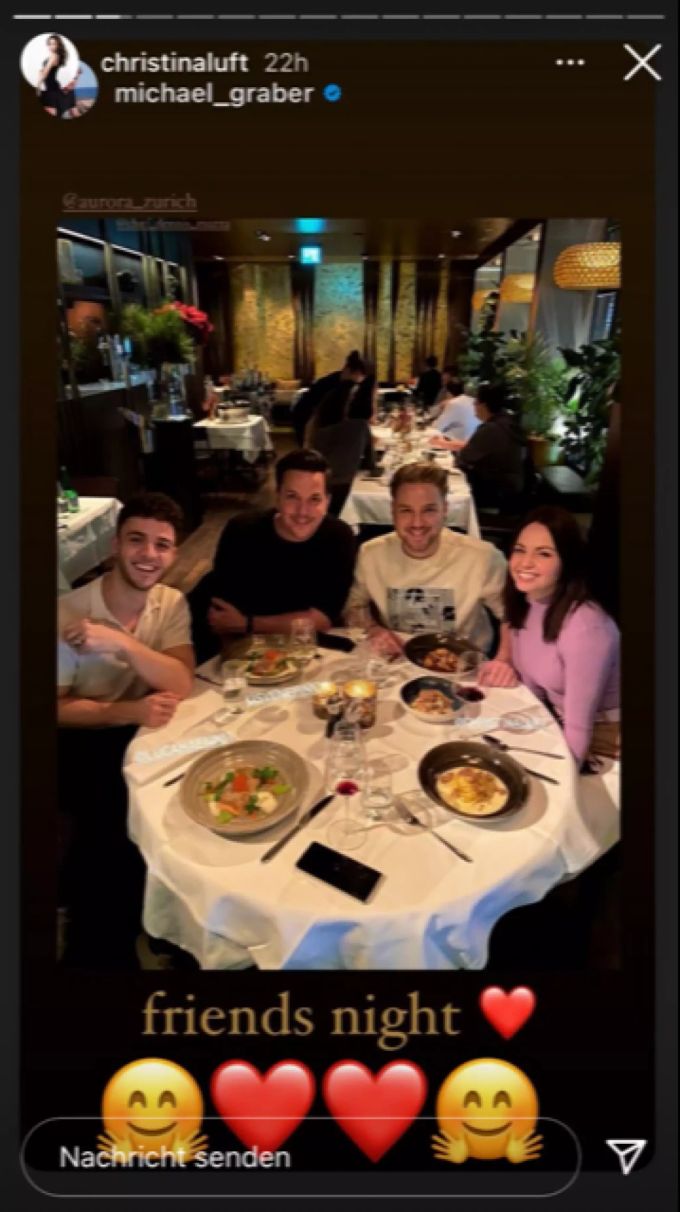 Luca Hänni (l.), seine Freundin Christina und Sven Epiney (2.v.l.) mit Schatz Michael Graber. luca hänni