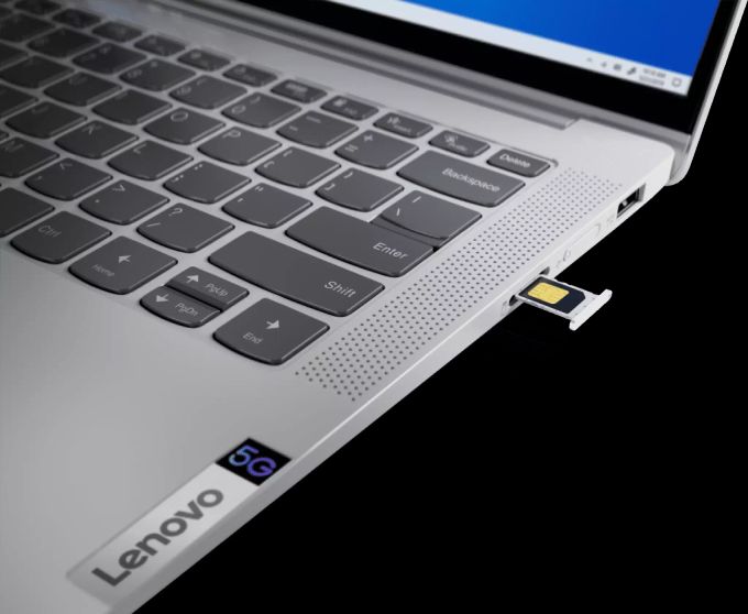 Der Sim-Karten-Slot des Ideapad 5G. Als Recheneinheit kommt ein ARM-Chip von Snapdragon zum Zug. Lenovo Ideapad Snapdragon SIM
