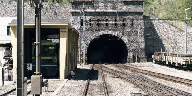 lötschberg tunnel