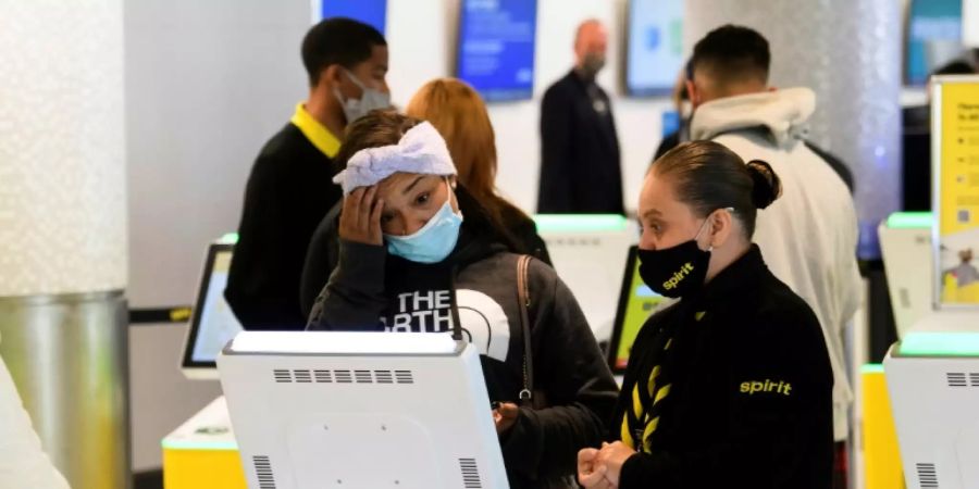 Flughafen in Los Angeles vor Thanksgiving