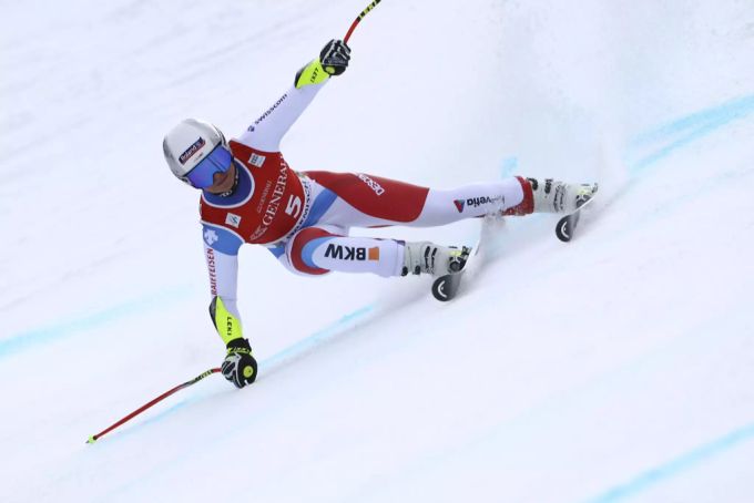 Corinne Suter verliert 1,11 Sekunden auf Lara Gut-Behrami und wird Fünfte. Corinne Suter Lara Gut-Behrami