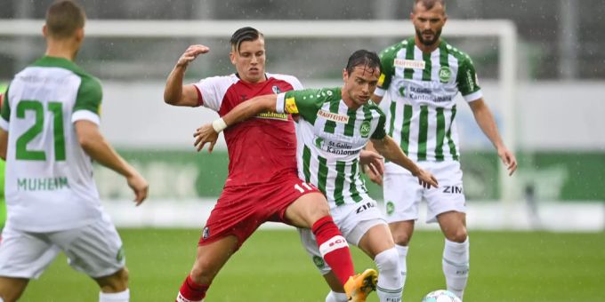 Ermedin Demirovic testete mit seinem neuen Club SC Freiburg am 29. August gegen seinen Ex-Verein St.Gallen. SC Freiburg