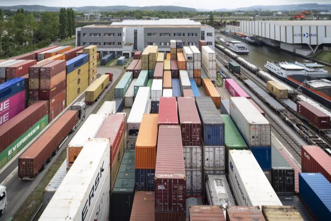 Die Produkte von «Abenteuer Wildnis» wurden von China in die Schweiz transportiert (Symbolbild). Transport