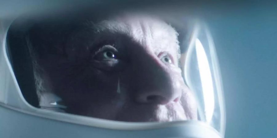 Angus Stewart (Richard Dreyfuss) hat immer davon geträumt, ein Astronaut zu sein. Foto: JETS Filmverleih/dpa