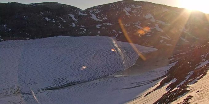 Hochwassergefahr! - Gletschersee an der Lenk BE läuft aus