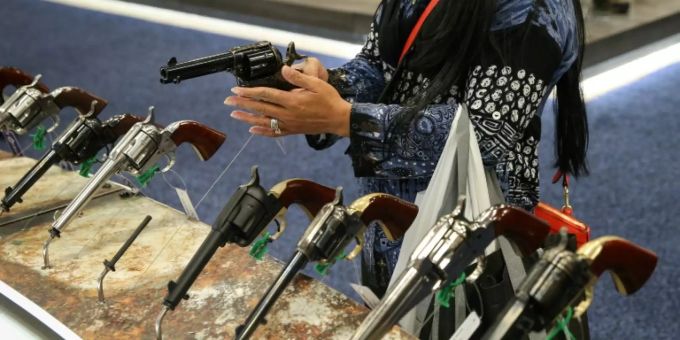 Die USA erlebten am Wochenende einen traurigen Höhepunkt mit acht sogenannten Mass Shootings. National Rifle Association