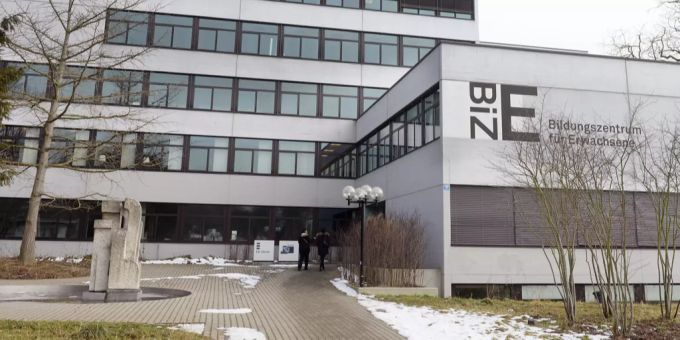 Die EB Zuerich (Kantonale Berufsschule fuer Weiterbildung) in Zuerich am Donnerstag, 12. Februar 2015. eb zürich
