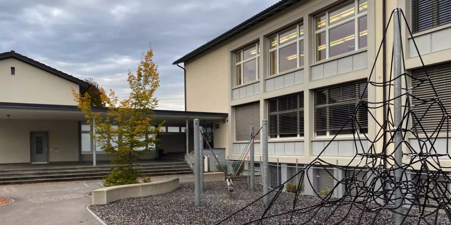 Schulareal Letzi, Haseln, Herrenacker, Büel in Uznach.
