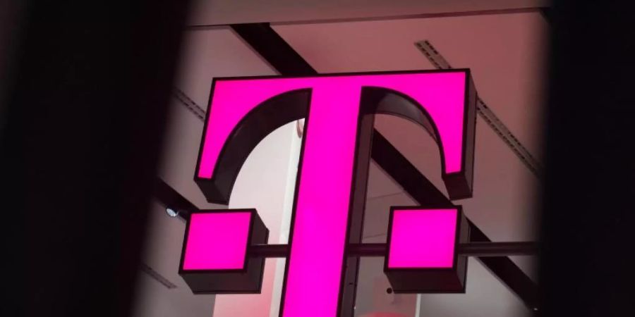 Das Logo der Deutschen Telekom. Foto: Rainer Jensen/dpa