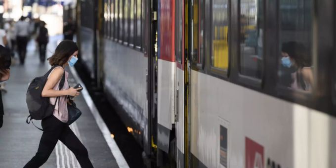 Schweizerische Bundesbahnen: Züge fallen wegen Lokführer-Mangel aus! SBB Züge ausfall Lokführer