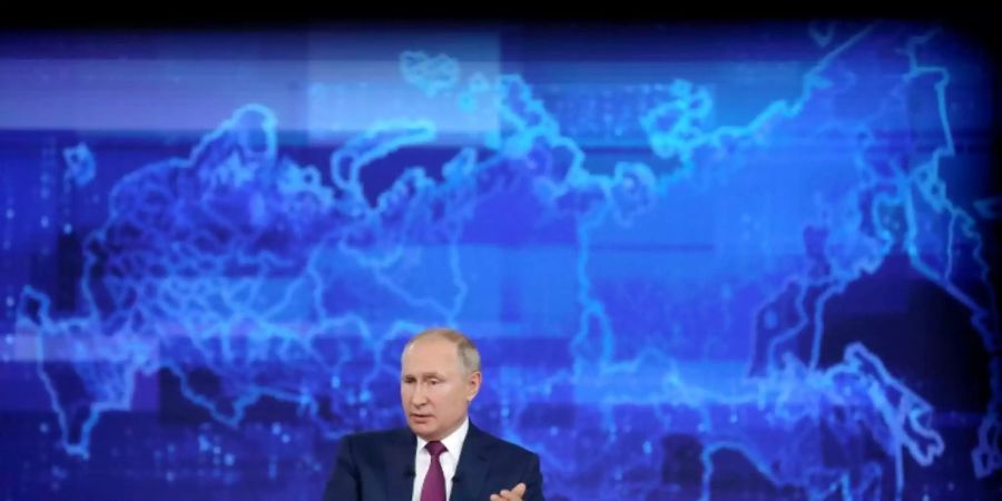 Putin bei der Fragestunde im Fernsehen