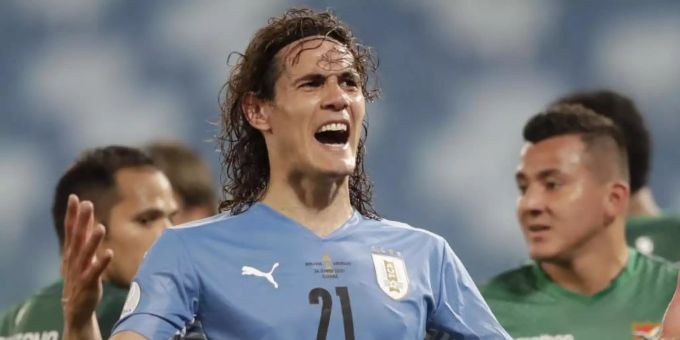 Stellte bei Uruguays gegen Bolivien den Endstand her: Edinson Cavani (M). Copa América