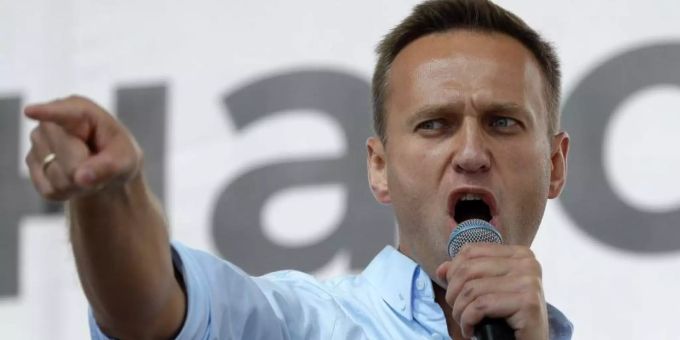 Alexej Nawalny lag nach einer Vergiftung wochenlang im Koma. alexei anatoljewitsch nawalny
