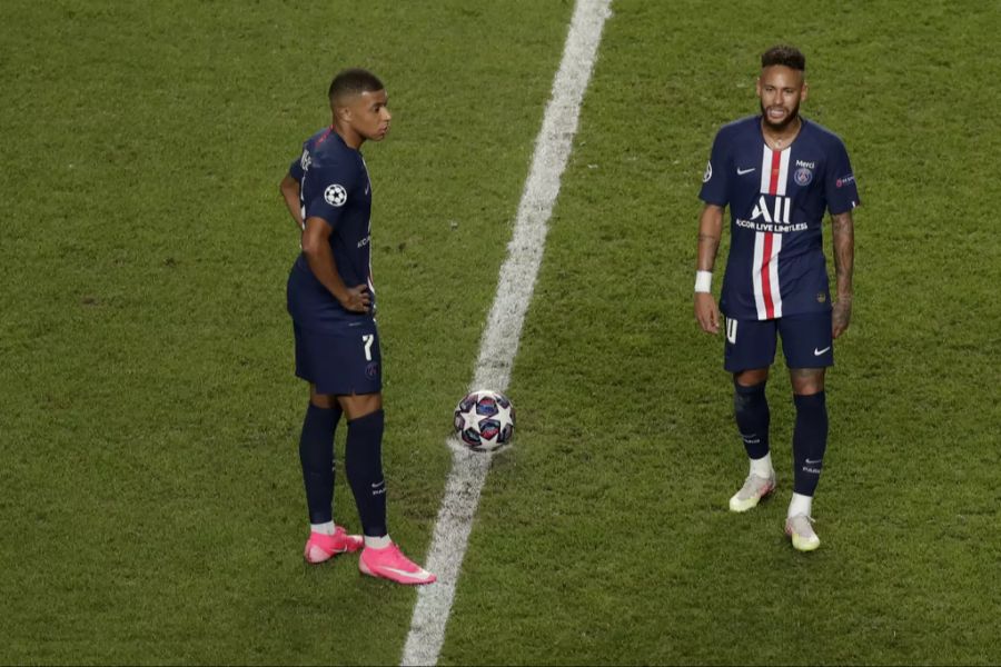 Zusammen mit Neymar bildet Mbappé ein gefürchtetes Sturm-Duo bei PSG.