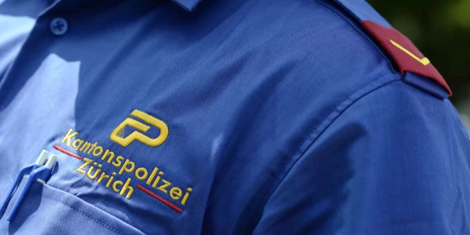 Oberrieden ZH: Raub auf Verkaufsgeschäft. Oberrieden ZH: Raub auf Verkaufsgeschäft