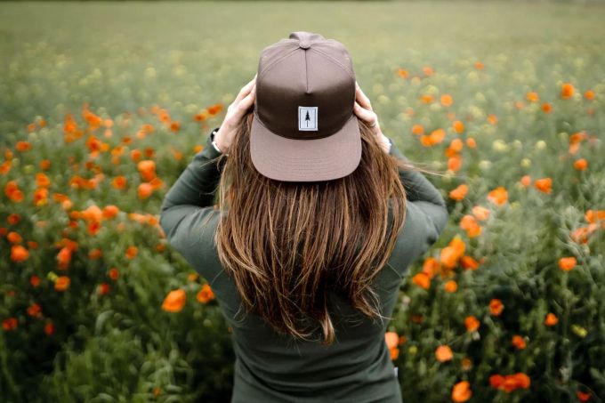 Der klassische TreeCap Snap von NIKIN in Braun. NIKIN