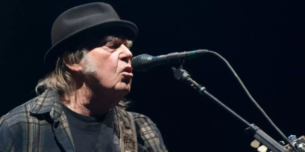 Neil Young’s ex-colleagues also say goodbye