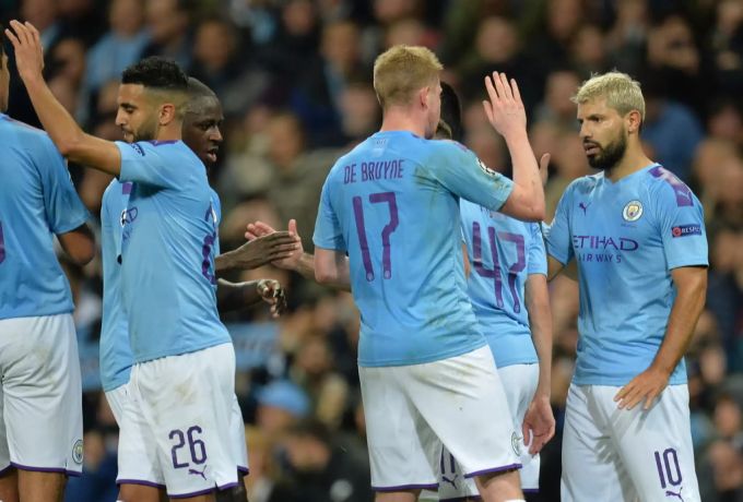 Manchester City müsste wie einige andere Top-Klubs auf das halbe Team verzichten kurz vor WM-Start. fussball-wm katar