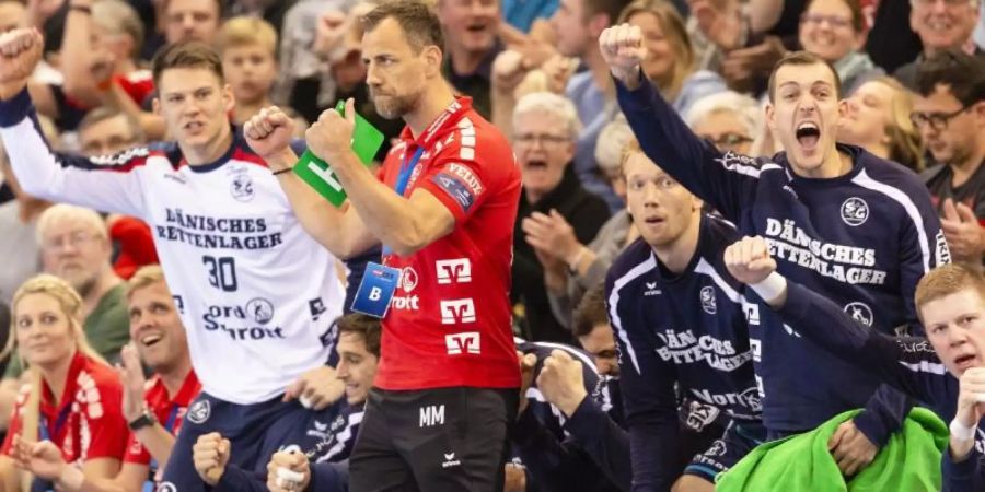 Flensburg-Handewitt ist nun erster Verfolger von Spitzenreiter TSV Hannover-Burgdorf. Foto: Frank Molter/dpa