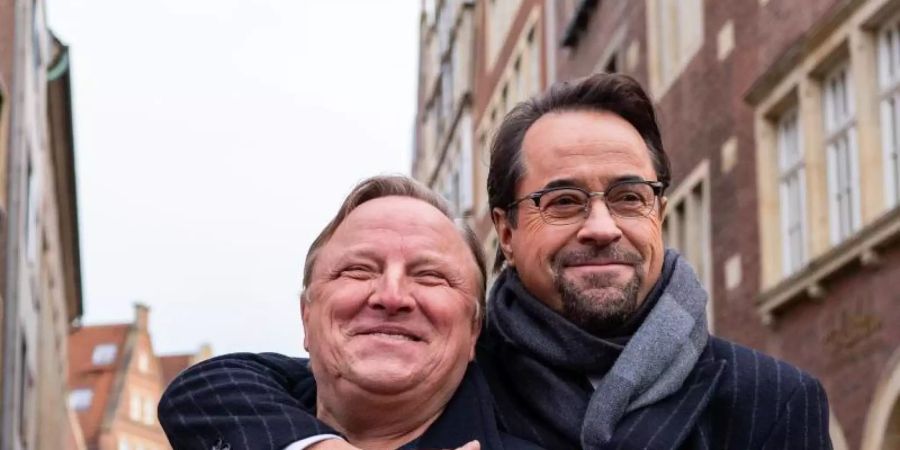 Nur Axel Prahl (l) und Jan Josef Liefers vom «Tatort» Münster kommen in Beliebtheitsrankings meist noch etwas besser weg.