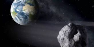 Nasa übersah ihn fast - Riesiger Asteroid fliegt an Erde vorbei Nasa übersah ihn fast - Riesiger Asteroid fliegt an Erde vorbei