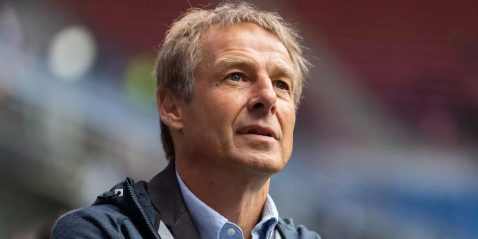 Jürgen Klinsmann übernimmt bei der Hertha Berlin bis zum Saisonende das Ruder. Jürgen Klinsmann Hertha Berlin