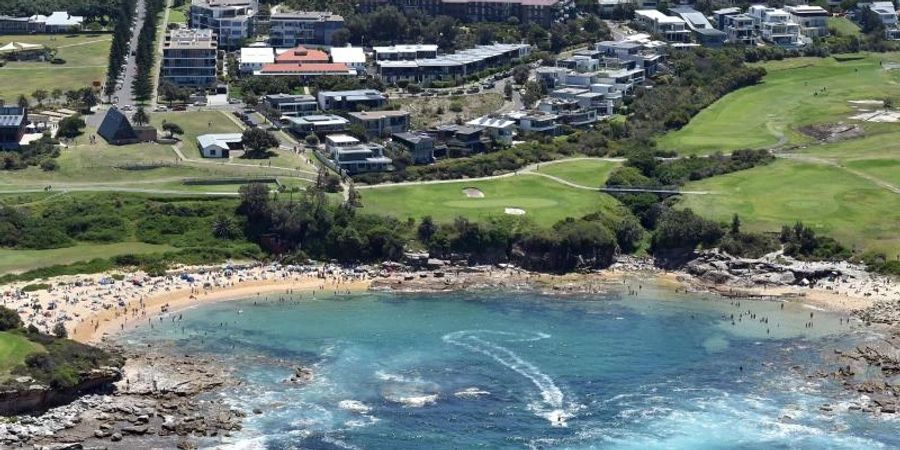 Bis Ende Juni werden von Little Bay bis zum berühmten Bondi Beach täglich 15 intelligente Langleinen, sogenannte Smart-Drumlines, installiert. Foto: Mick Tsikas/AAP/dpa