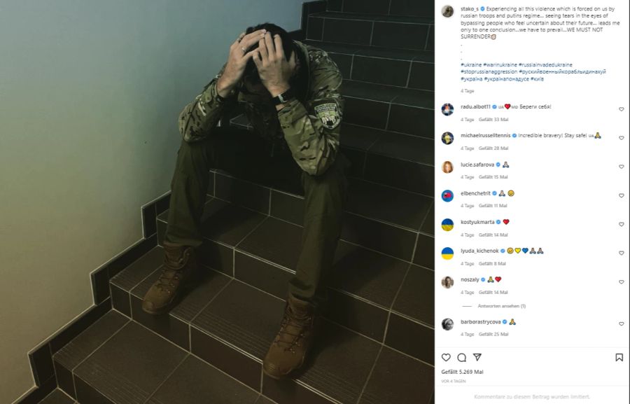 Sergej Stachowski postet auf Instagram Updates aus dem Krieg in der Ukraine.