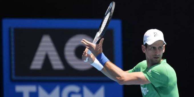 Novak Djokovic beim Training in Melbourne. Novak Djokovic