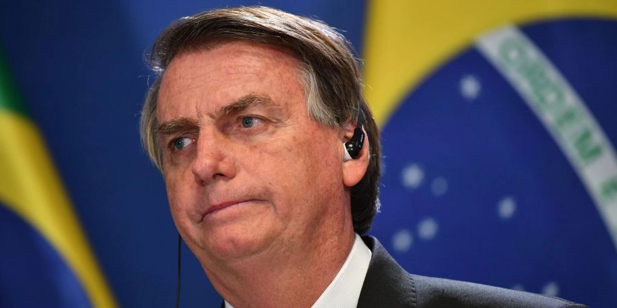 Brasiliens Präsident Jair Bolsonaro ist Medienberichten zufolge gesundheitlich angeschlagen.