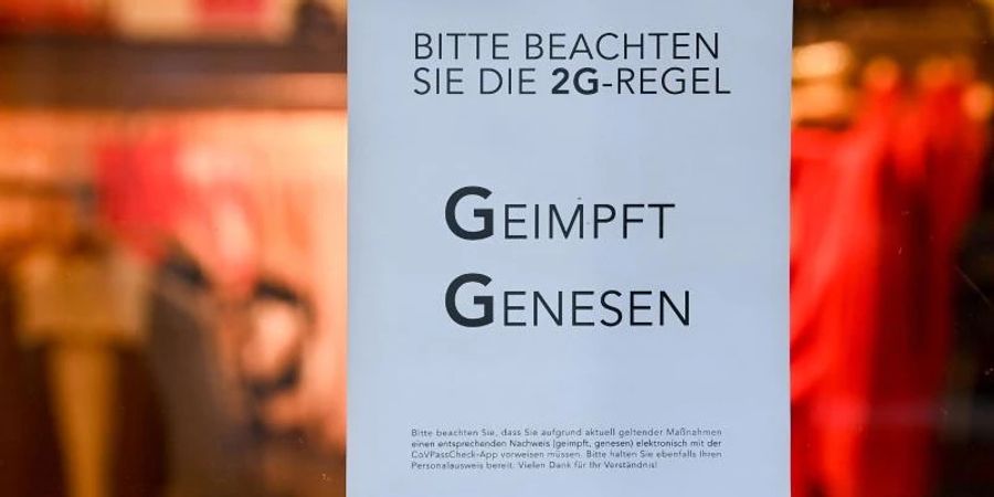 Der Genesenenstatus wurde nun auf drei Monate verkürzt. Foto: Jens Kalaene/dpa-Zentralbild/ZB
