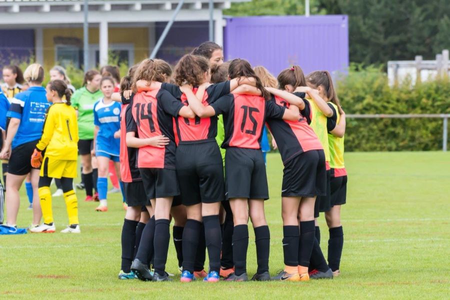 Über 120 Mädchen-/Juniorinnen-Teams und mehr als 1'500 fussballbegeisterte Mädchen werden erwartet.